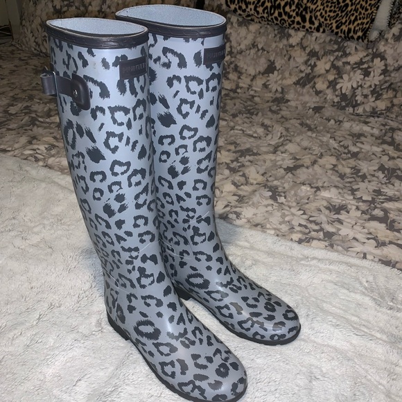 Hunter Shoes - NWOB Hunter Original Refined Hybrid Print Rainboots